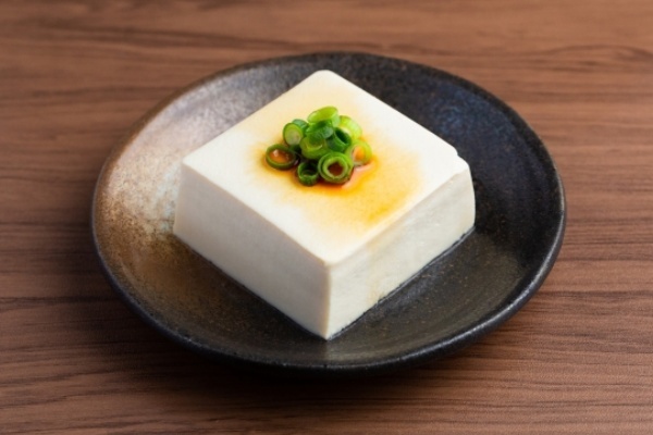 脳科学者が健康のためにしている「小腹が空いたら冷ややっこ」習慣