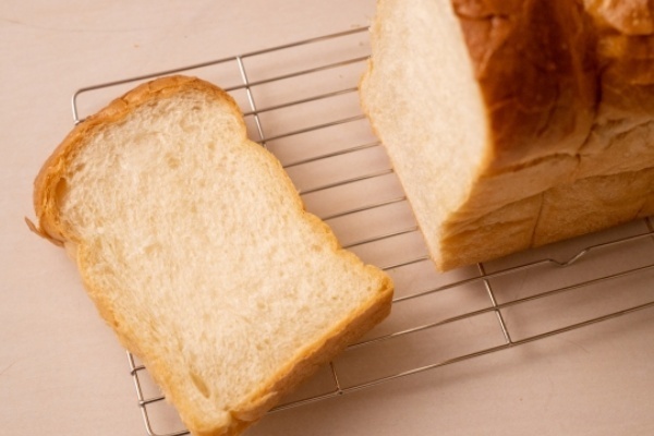 相次ぐ値上げで、家計負担は「’19年10月の消費増税レベル」と専門家