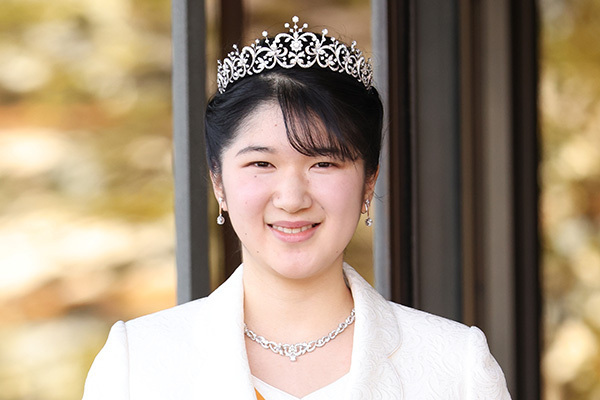 愛子さま　大学通学1日でも際立つ存在感…レポートが参考例に、教授驚かす“神質問”も