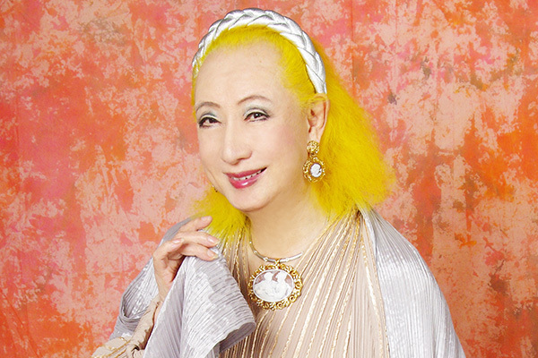 美輪明宏　今年嬉しかったのは「日本の若者たちが活躍したこと」