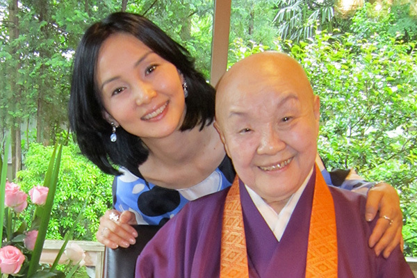 瀬戸内寂聴さん　歌手に秘書、知人らが明かす「私の人生を変えた言葉」