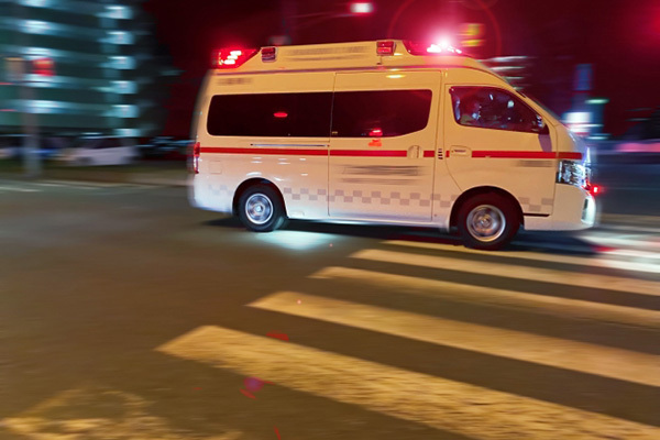 義兄が手渡した風邪薬は除草剤、少女救った肺移植「命の募金」