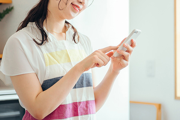 「電気の乗り換え」はスマホと電気使用量のお知らせがあればできる！