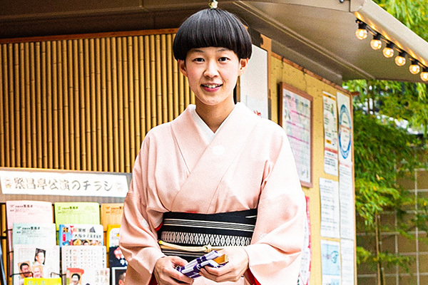 女性初！落語大賞の桂二葉　鶴瓶と「あわよくば付き合いたいと…」