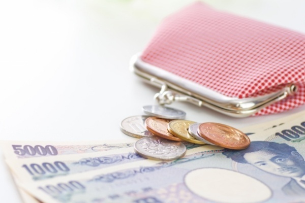 コツは現金払い　お金が「漏れない」財布で月3万円貯まる