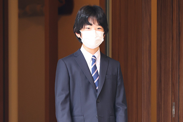 悠仁さま「研究者への道」に暗雲…海外メディアが大きく報道した“作文引用”問題の波紋