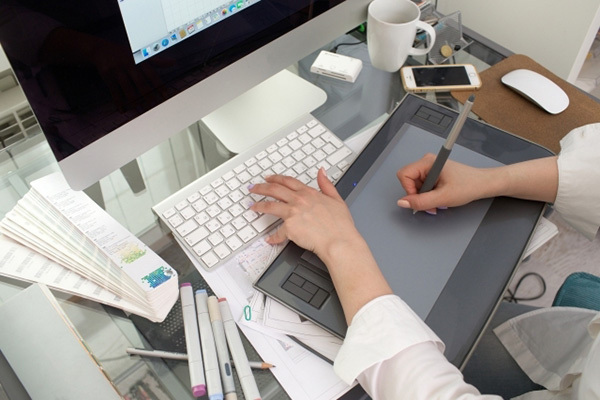 古塔つみ氏　数々のトレパク疑惑に著作権専門家も「オマージュではなくパクリ」