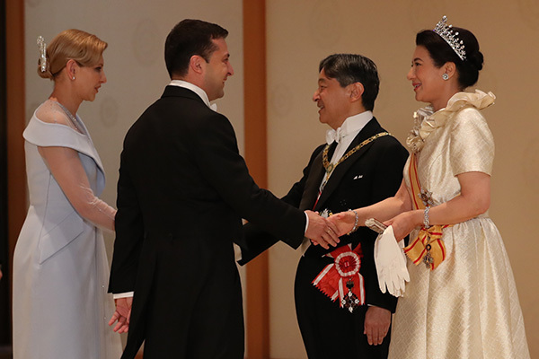 親日家・ゼレンスキー大統領夫妻と両陛下の“即位の礼”交流写真