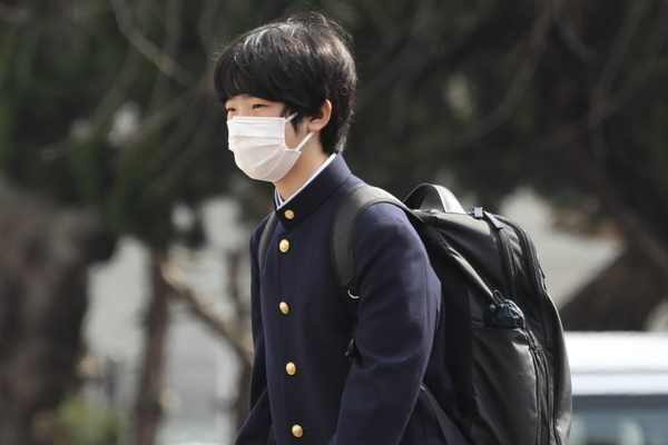 「悠仁さまの校内写真を売ります」筑附ご入学前に波紋呼ぶ“怪メール”