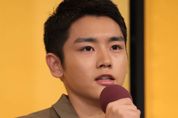 磯村勇斗が証人！『ひよっこ』三男役の泉澤祐希が結婚していた