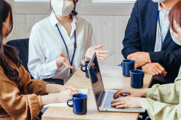 オミクロンBA.2は感染力が26％増「5月中に都内新規感染者3万人超も」