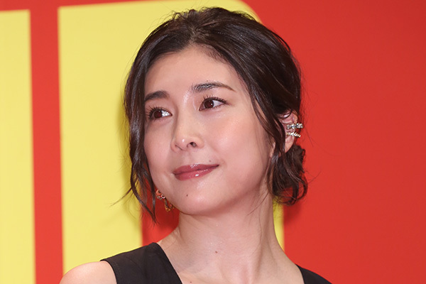 竹内結子さん　最愛の祖母が逝去していた…悲願だった墓参りは叶わず