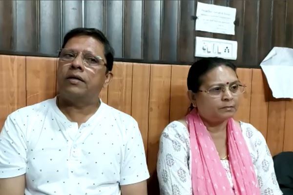 「結婚6年経っても孫を生んでくれない」インドで夫婦が息子夫婦を提訴