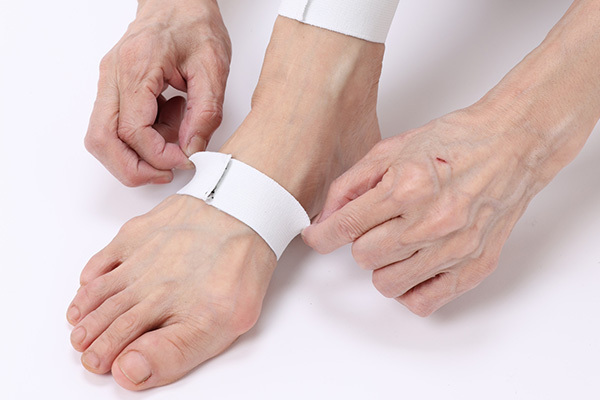 長年の痛みやしびれに！接骨院院長が教える手作りゴムバンド