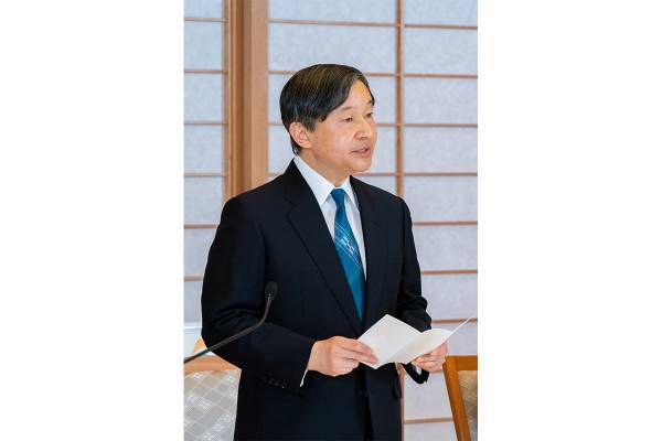 お言葉読み上げ中に…宮内庁でも話題になった沖縄復帰式典での“天皇陛下の涙”