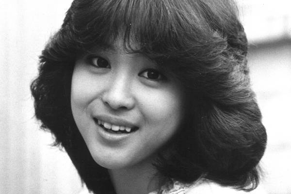 下降気味だった松田聖子の人気に再び火をつけた名曲『夏の扉』