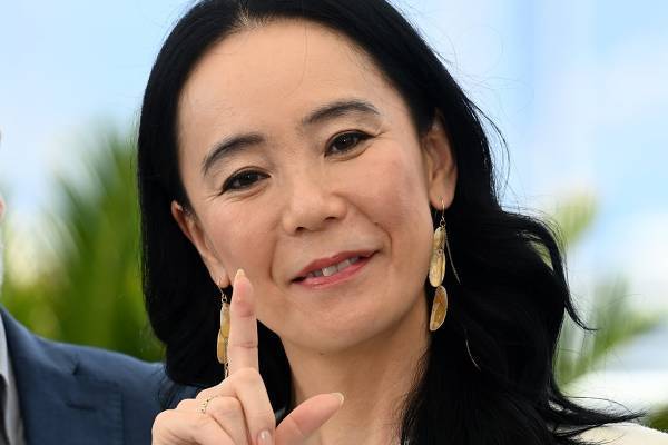 河瀨直美監督の五輪記録映画　カンヌで絶賛も公開初日から空席だらけ！客ゼロの回も