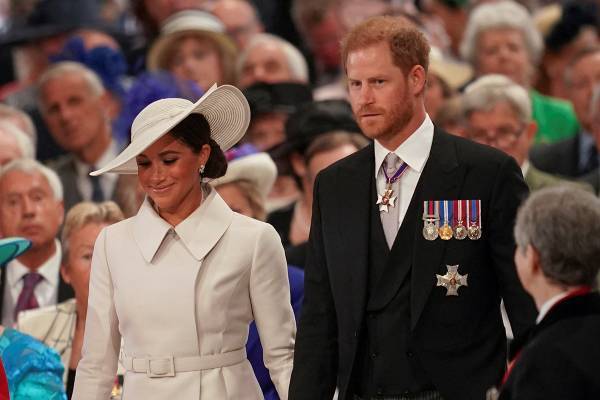 ヘンリー王子夫妻、プラチナ・ジュビリー終了前にアメリカへ帰る