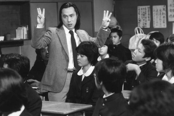 校内暴力から性同一性障害まで…時代に即したテーマ描いた『三年B組金八先生』