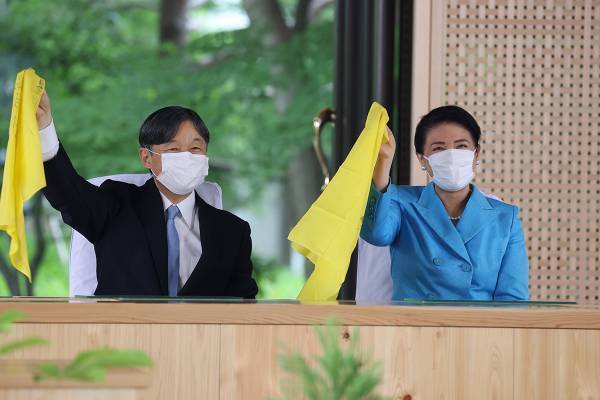 雅子さま 全国植樹祭オンライン参加でも一体感アップさせた“黄色いハンカチ”