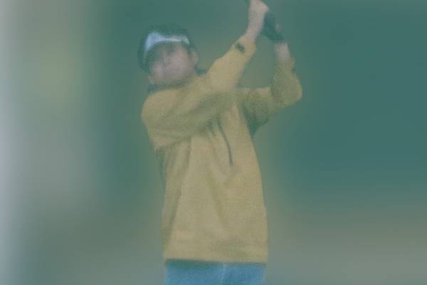 織田裕二“腹チラ”スイングで手本を！目撃した7歳長男へのゴルフ英才教育