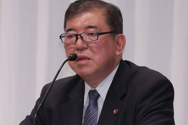 石破茂氏“同性愛は依存症”主張の冊子に見解「差別や偏見助長する言論の流布は慎むべき」