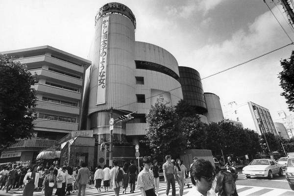 ニッポンの“かわいい文化”の源流は80年代のピンクハウス