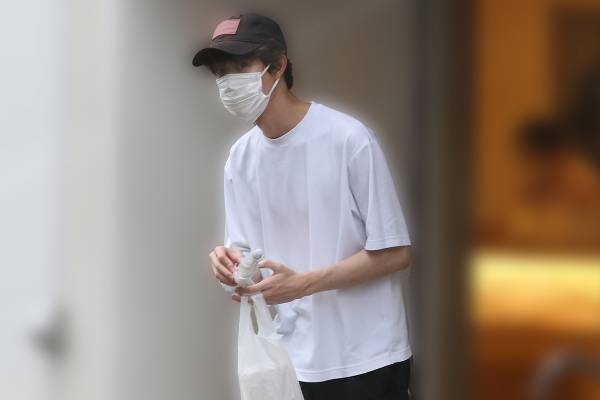 宮沢氷魚『ちむどん』好演の裏で方針転換…取材で父・和史の話が一切NGになったワケ