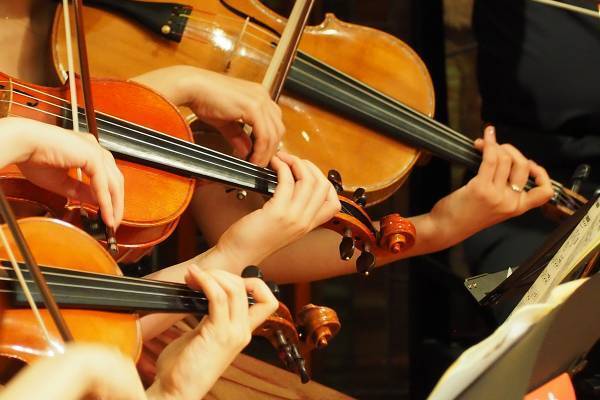 クラシック音楽が頭痛に効果的！生活習慣で頭痛を回避する方法