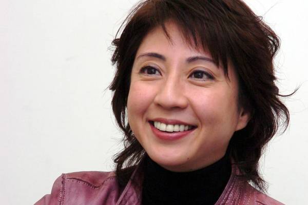 飯星景子　作家父が会見で語っていた統一教会脱会にかける思い「半生をかけても闘う」