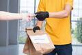 身に覚えないバッグや海産物が“代引き”で届く「送り付け商法」正しい対処法とは？