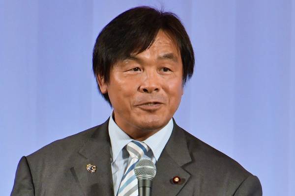 馳浩知事　大雨予報のなか登山し“孤立”…「危機管理どうなってる？」と疑問の声噴出