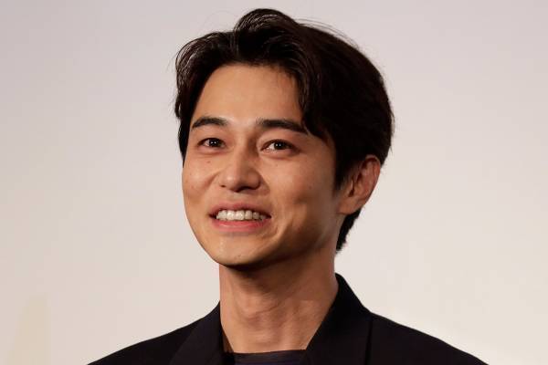 東出昌大、山籠もりでジビエ料理を…極秘開催する“東出会”に若手俳優が「生き様カッコいい」と集結