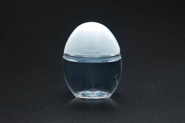 95％の人は正しくさせていない！目薬は「1滴で十分」「パチパチ瞬きはNG」