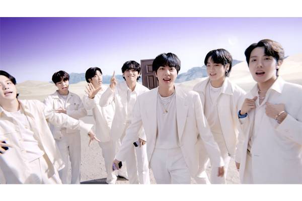 BTS ソロ活絶好調のなか7人がそろったCM“夏合宿”に感涙