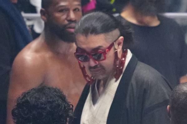 ごぼうの党・奥野氏“花束投げ捨て”を釈明も反省ナシで「公私混同」「日本人の品位損なった責任取れ」と火に油