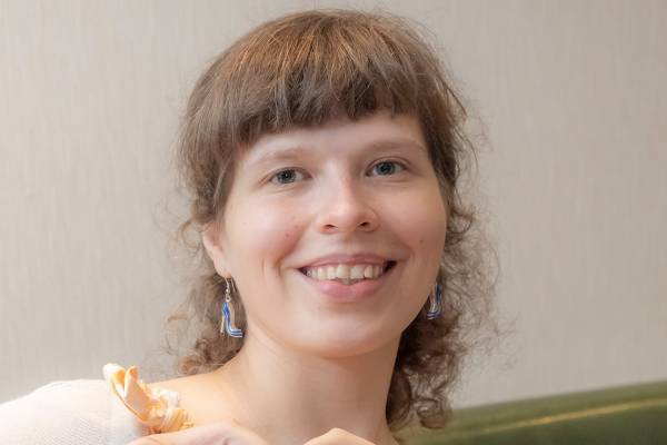 ウクライナ避難民ユリヤさん、M-1参戦で「私はお笑いで戦う！」