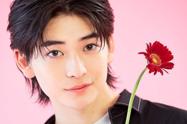 『君の花になる』高橋文哉「カラオケではマラカス係（笑）」