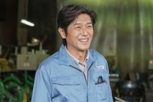 高橋克典語った『舞いあがれ！』“岩倉家の絆”強める秘訣「現場で毎朝ハグ」
