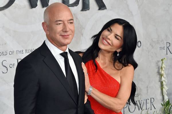 連続14時間勤務、トイレにも自由に行けず……ジェフ・べゾスが家政婦に訴えられる