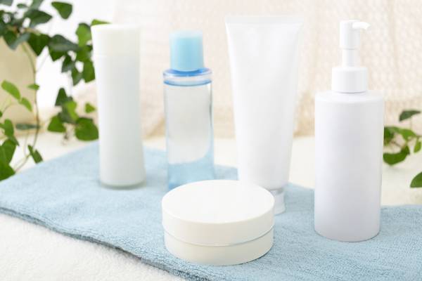 森口博子もブログで絶賛！マカロンティッシュに高コスパ乳液 ドラッグストアのPB 24選