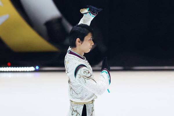 羽生結弦 サプライズ満載！初単独アイスショー全8曲を解説