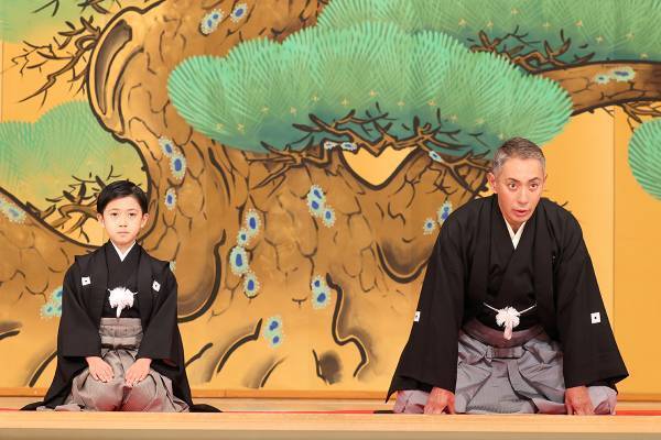 自殺や早世…十三代目襲名の海老蔵が背負う“市川團十郎の重圧と業”