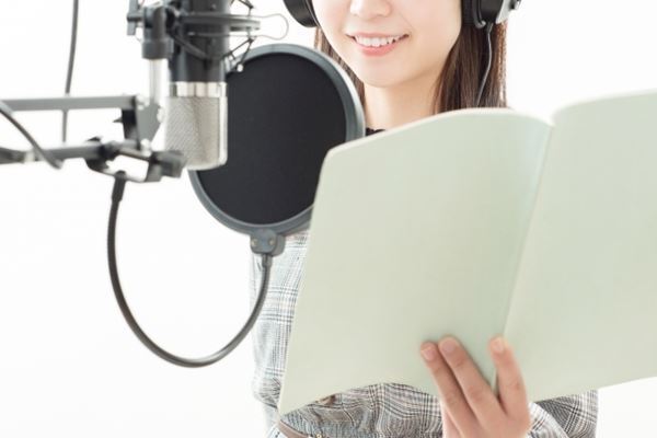 「ブーム去って」「1本1万5千円」三ツ矢雄二らの声優業界への警鐘に「ブラック」と広がる衝撃