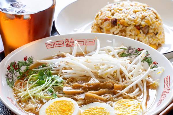 「ラーメンライス」大好きな人は歯周病にご用心！最新研究で判明