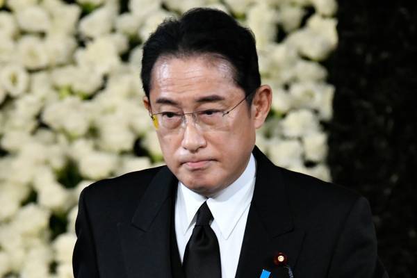 岸田首相　防衛増税は「国民の責任で」発言にネット憤怒…「高市早苗を総理大臣に」ハッシュタグが急加速