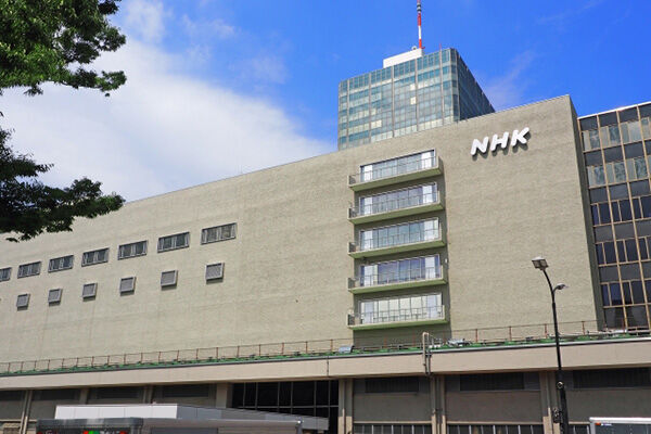 NHK 受信契約ポスティングが郵便法違反に…「スクランブル化しろ」の声が強まる皮肉