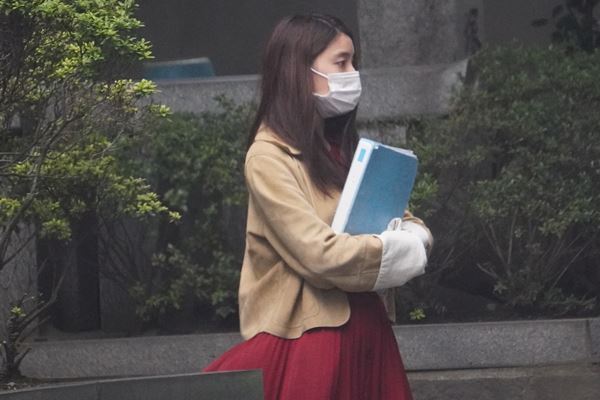 土屋太鳳妊娠にトラブル連発も…映画「あぶない刑事」が“10月まで撮影延期”の大ピンチ！