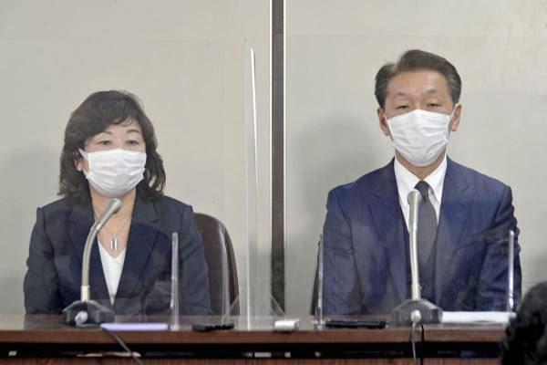 野田聖子衆院議員「元暴力団報道」の夫に不倫疑惑…それでも「別れない」夫婦愛の行方