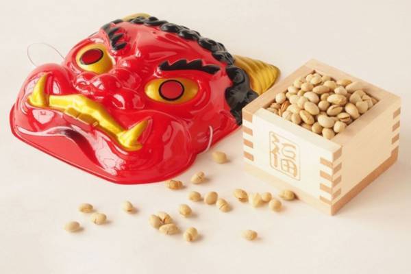 「3COINS」節分グッズ争奪戦の“地獄絵図”動画が拡散…発売当日に5倍価格でフリマサイトに転売も